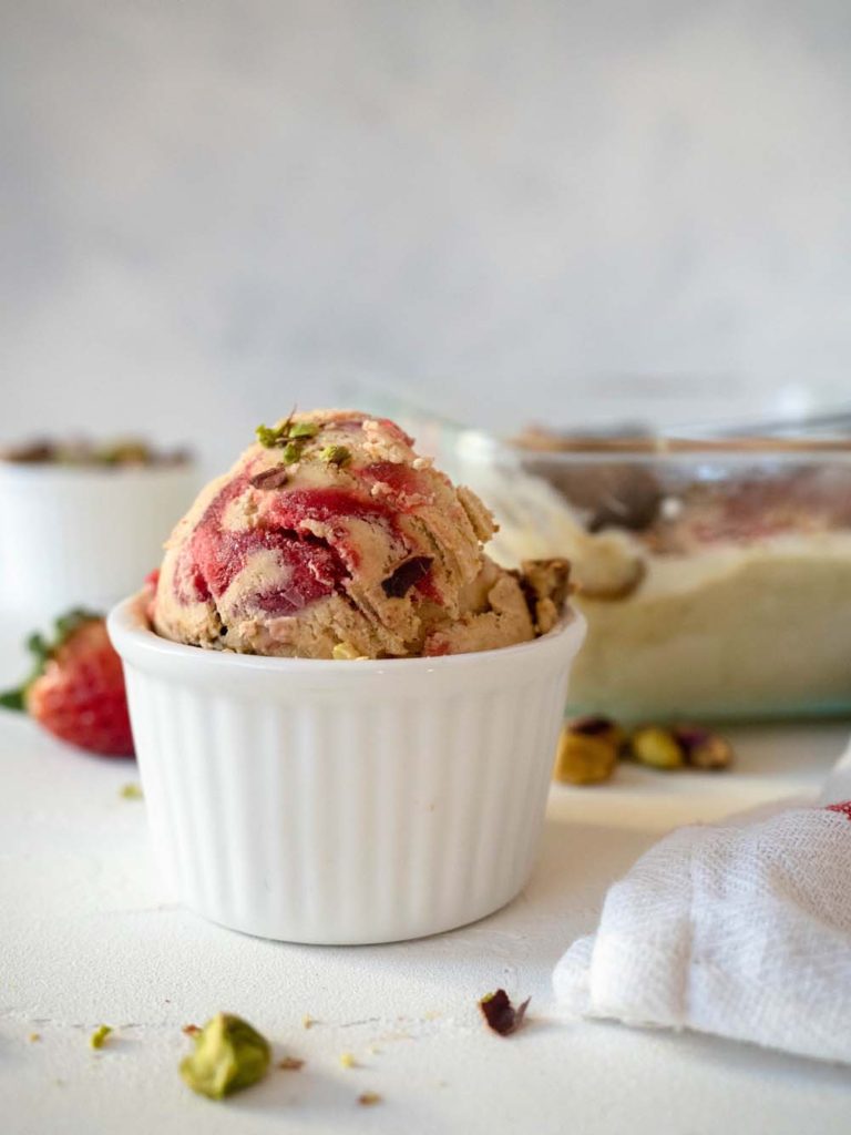 No-churn pistachio praline and strawberry ice-cream