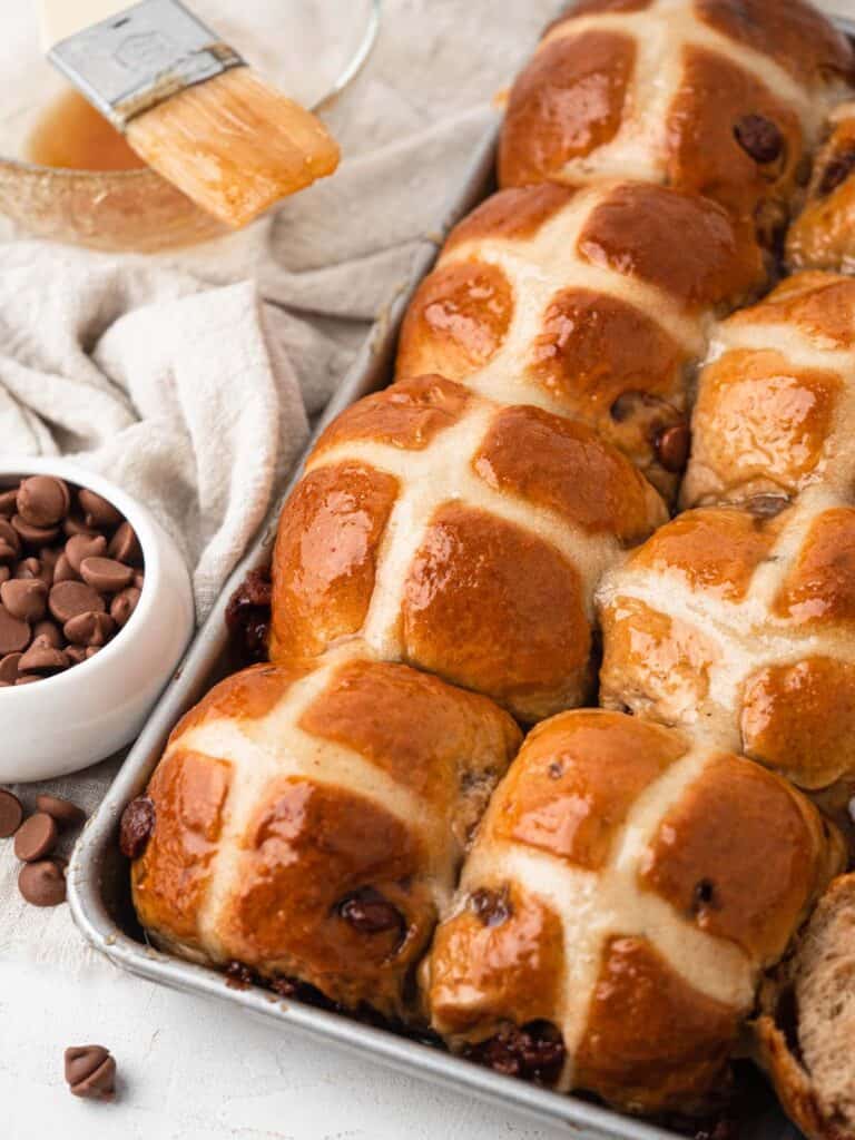 Chocolate chip easter hot cross buns 