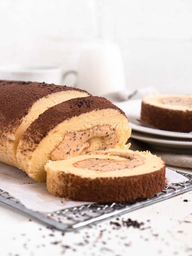 The PERFECT Swiss Roll Cake - Catherine Zhang