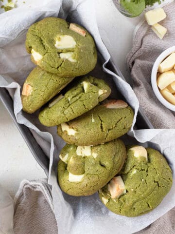 Soft, crisp and chewy matcha green tea white chocolate cookies