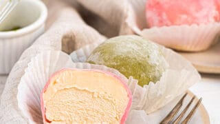 Mochi Ice Cream - Catherine Zhang