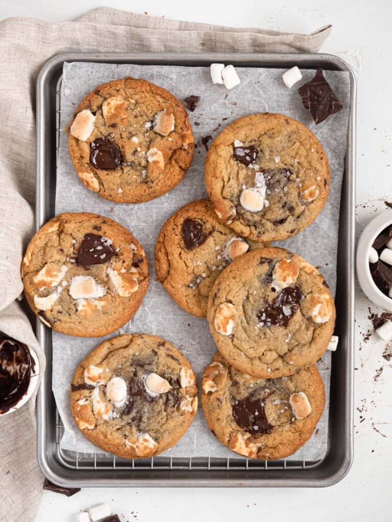 Smores marshmallow and chocolate chunk cookies 