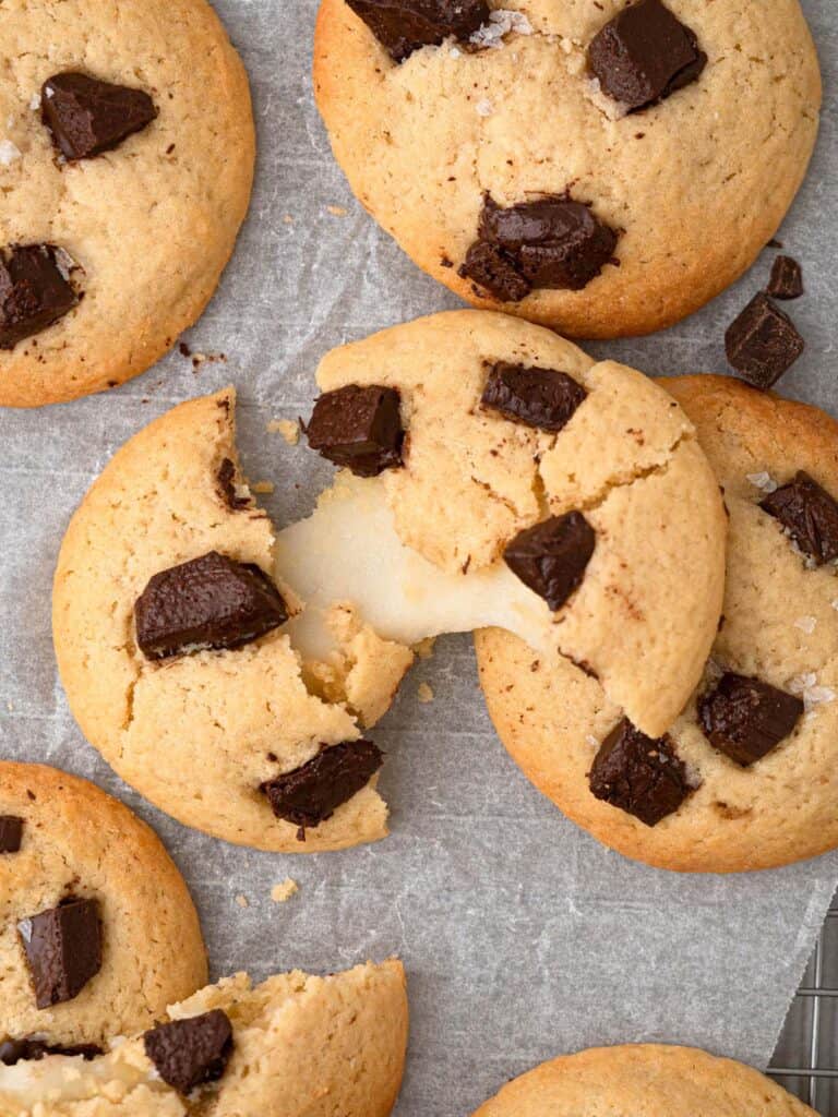 Chocolate chunk cookies filled with stretchy, chewy mochi 