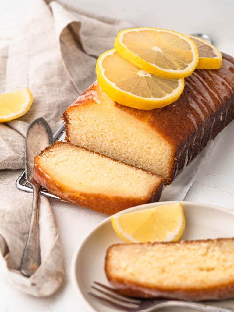 Lemon drizzle loaf cake with lemon icing