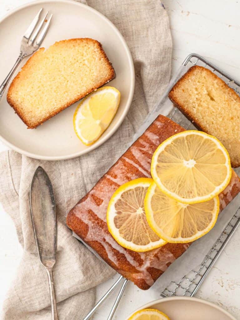 Lemon drizzle loaf cake with lemon icing