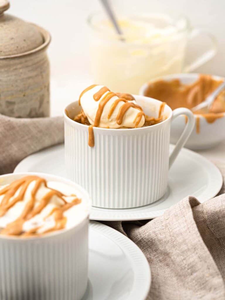 3 minute microwave banana bread mug cake with peanut butter