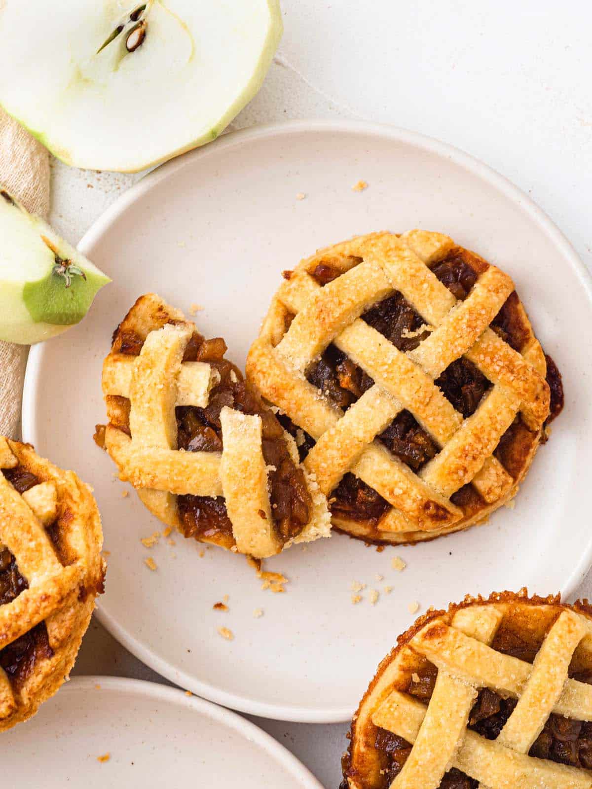 Caramel apple pie cookies with a pie crust