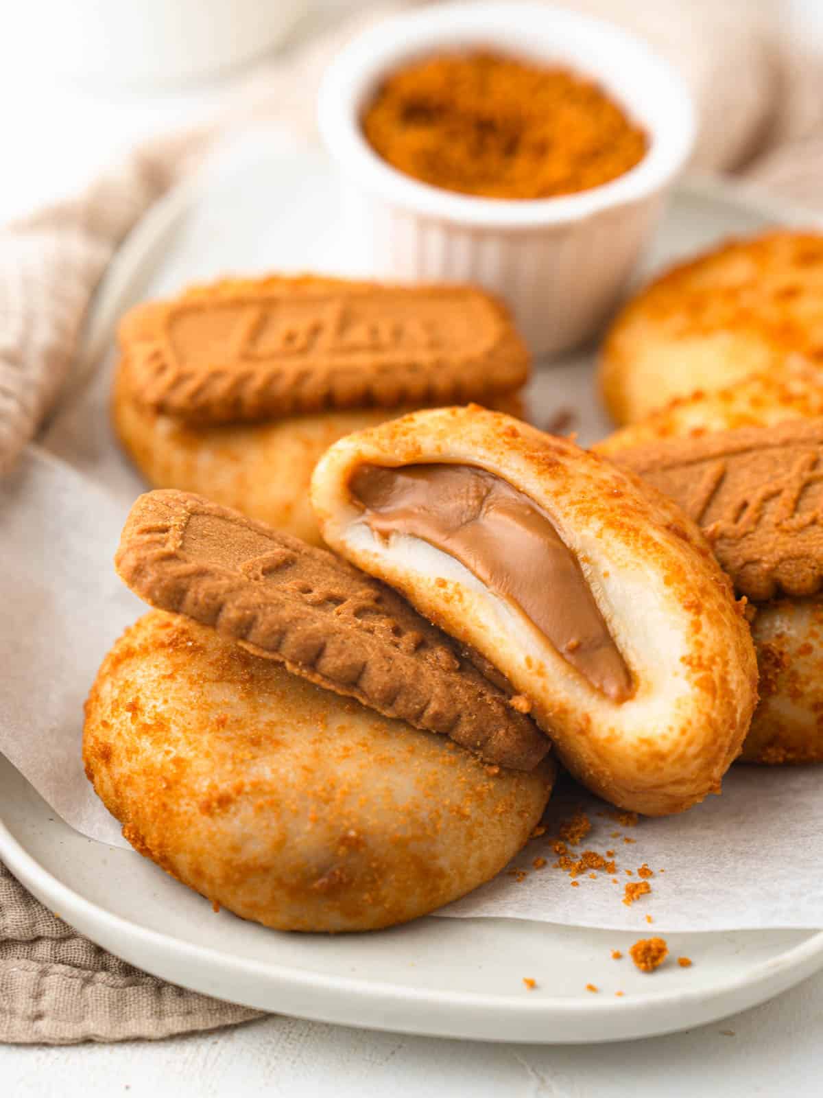 biscoff mochi filled with lotus spread 