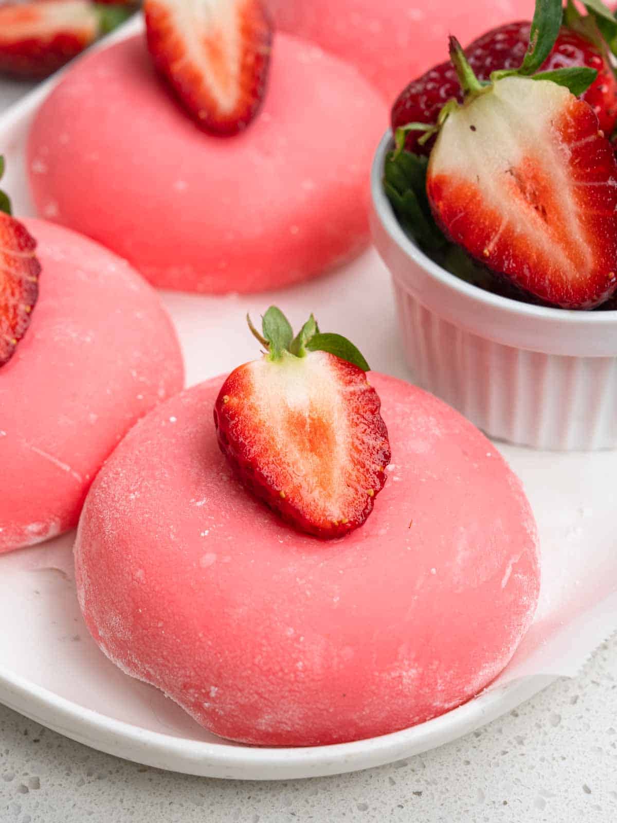 Vegan sugar-free strawberry mochi