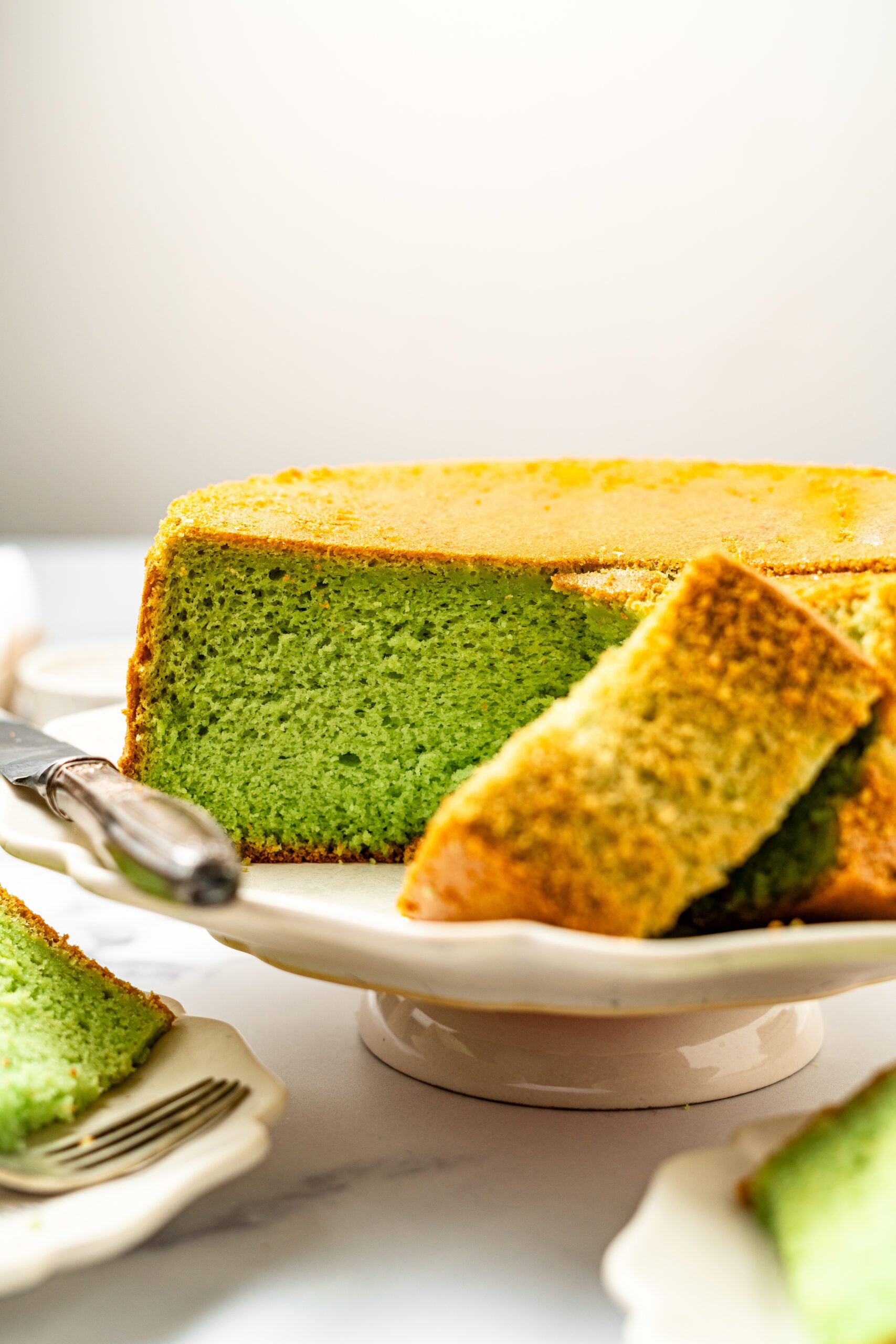 Pandan chiffon cake - Catherine Zhang Pandan chiffon cake